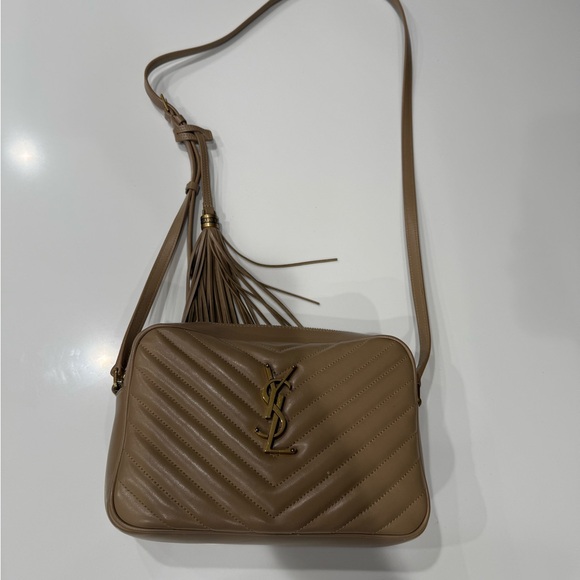 Yves Saint Laurent YSL Lou Camera Bag - Picture 11 of 11